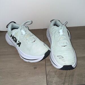 Hoka Bondi X One One 7.5 women’s